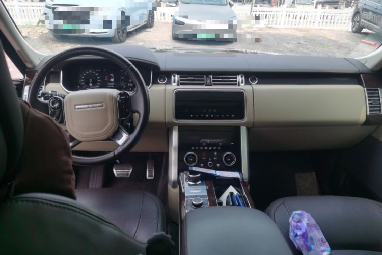 Used Land Rover Range 2021 3.0 L6 Century Extended Classic Edition