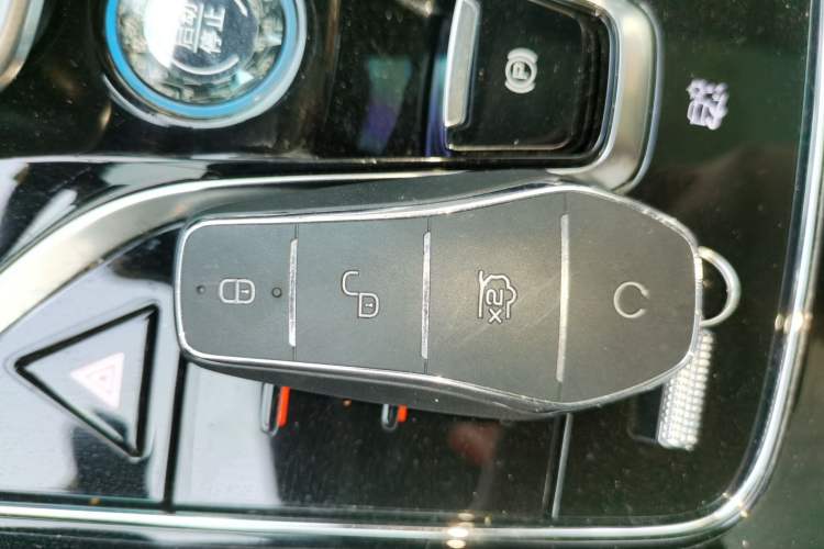 Used BYD Tang New Energy 2022 EV 730KM Luxury Model