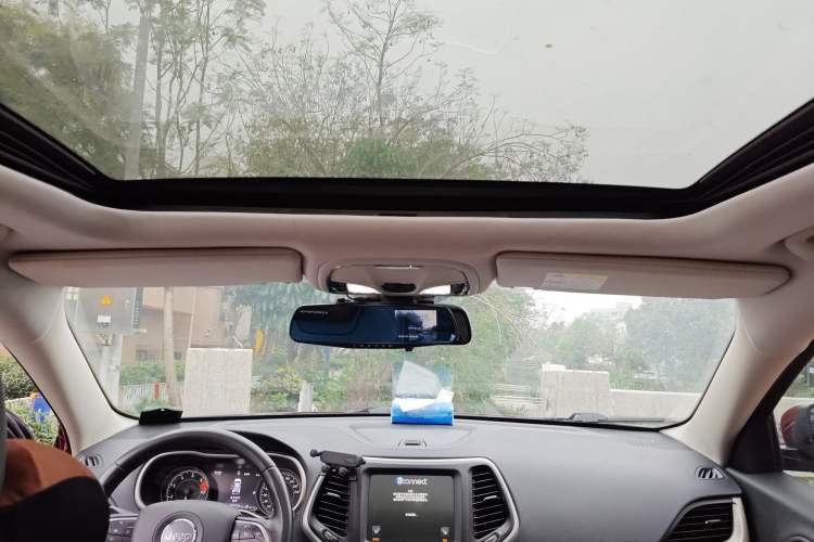 Used Jeep Cherokee 2017 2.4L Excellence Edition
