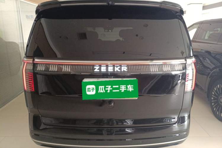 Used Zeekr 009 2024 Six-Seat Executive Version 4WD 108 kWh
