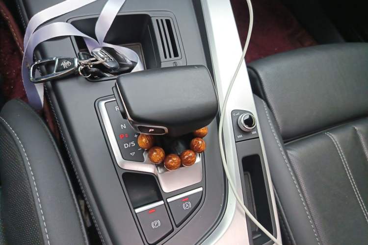 Used Audi A4L 2022 40 TFSI Luxury Dynamic Model