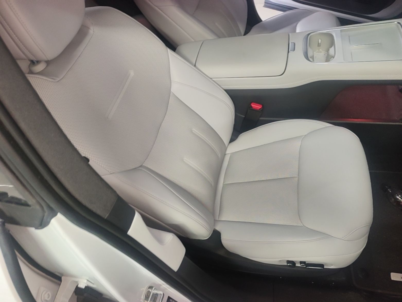 XPeng G6 2025 625 Long-Range Max Flagship Edition — снимка 19