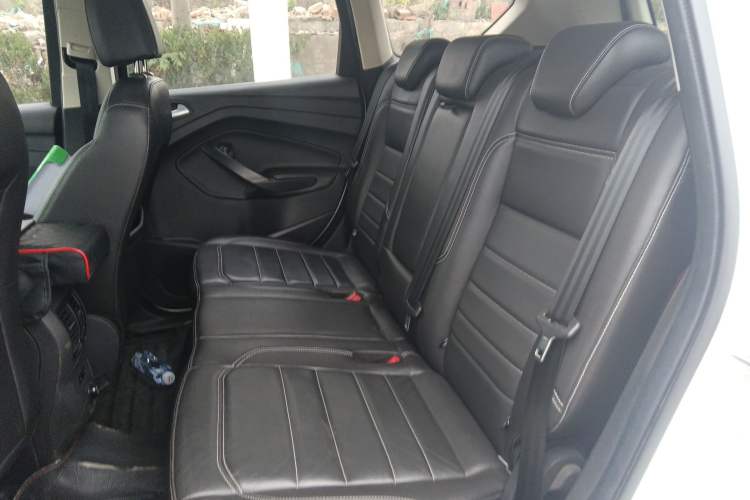 Used Ford Kuga 2018 EcoBoost 180 Two-Wheel-Drive Platinum Edition
