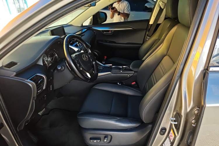 Used Lexus NX 2018 300 Front-Drive Freeline Edition