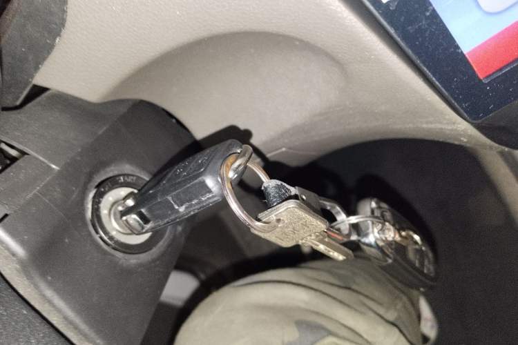 Used Wuling Rongguang V 2016 1.5L Practical Version