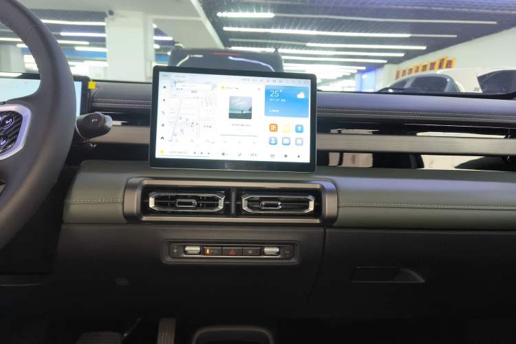 Used Baojun Spark EUV 2024 Prestige Edition 4 Seats
