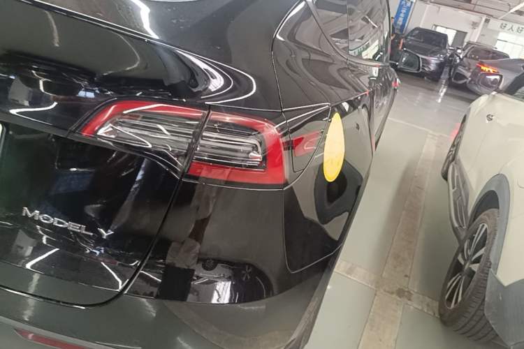 Used Tesla Model Y 2022 Rear-Wheel-Drive Version