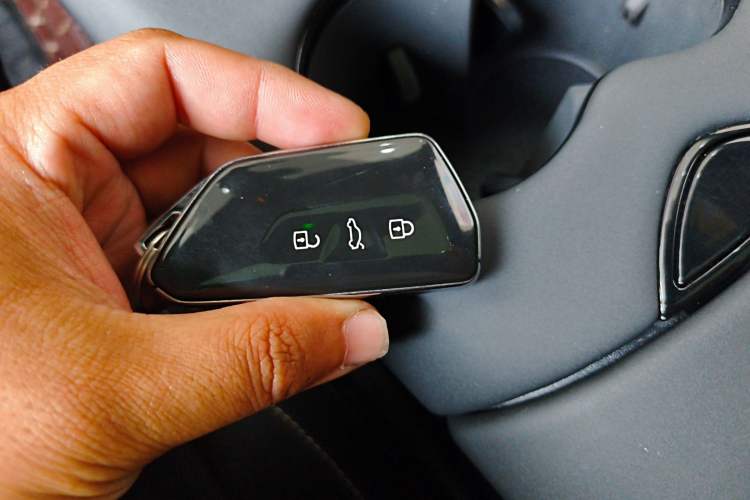 Used Volkswagen ID.UNYX 2024 Pro Long-Range Version Interior 1