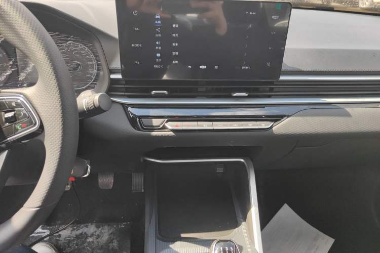 Used Geely Auto Emgrand 2025 4th Generation 1.5L Manual - Starry Edition
