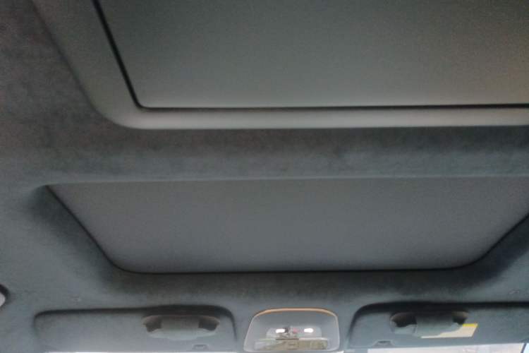 Used Zeekr 009 2022 WE Edition
