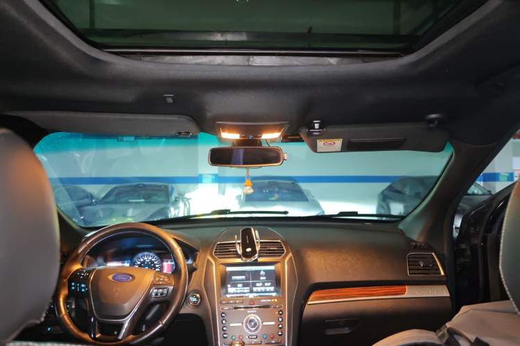 Used Ford Explorer 2016 2.3T Elite Edition
