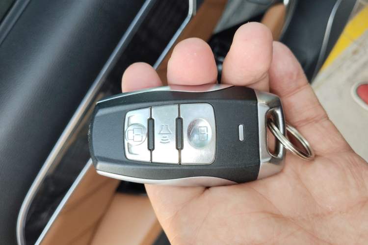 Used Haval H6 Coupe 2015 Blue Label 2.0T Automatic Two-Wheel Drive Elite Model