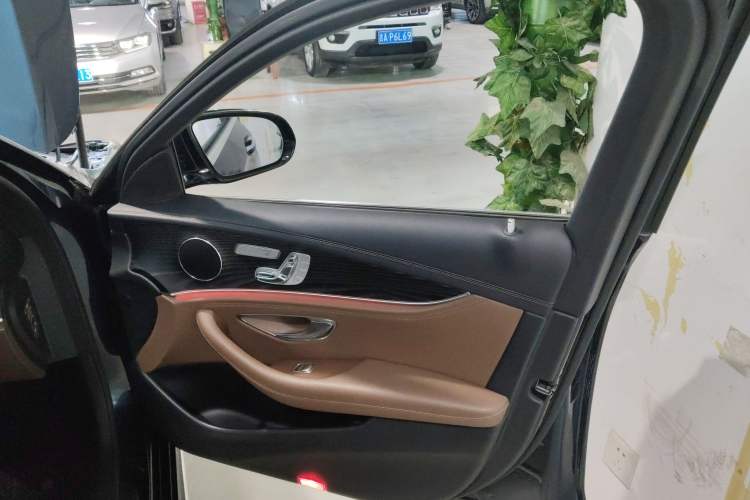 Used Mercedes-Benz E-Class 2021 E 300 L Sporty and Stylish Model
