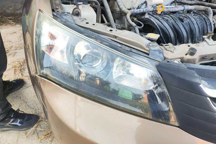 Used Geely Auto Classic Emgrand 2012 Sedan 1.5L Manual Chao Yue Model Right Front Headlight