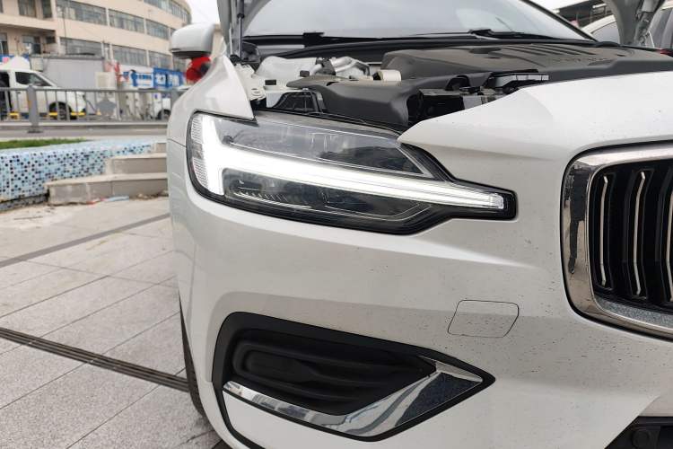 Used Volvo S60 2026 Model B4 Zhiyi Luxury Edition