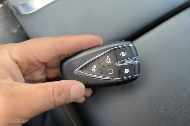 Used CHANGAN CS75 PLUS 2025 4th Generation UItra 2.0T New Blue Whale Smart Intelligent Powertrain Version
