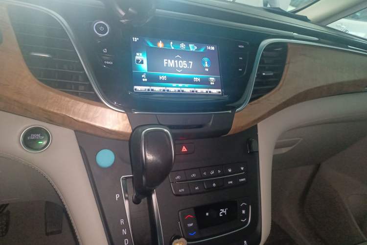 Used Buick GL8 2018 ES 28T Comfort Model China VI Standard
