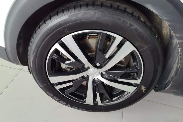 Used Peugeot 5008 2021 360THP 5-Seater Strength Edition Left Front Wheel Hub