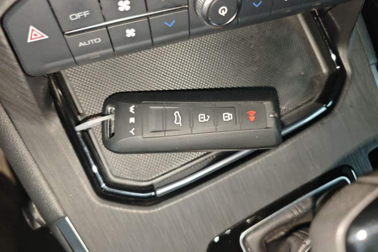 Used Wey VV5 2017 2.0T Flagship Edition
