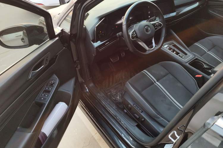 Used Volkswagen Golf 2021 280TSI DSG R-Line