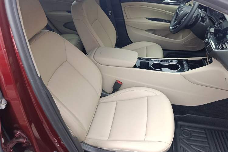 Used Buick Regal 2020 552T Elite Edition Right Front Seat