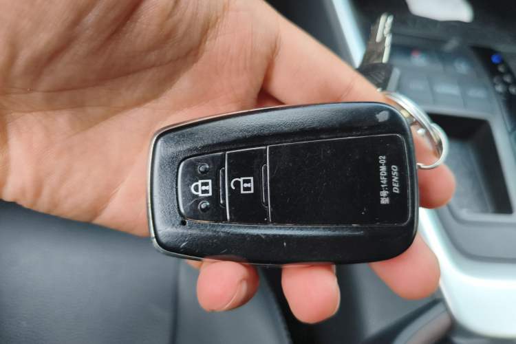 Used Toyota RAV4 2022 2.0L CVT Two-Wheel Drive Fashion Plus Edition