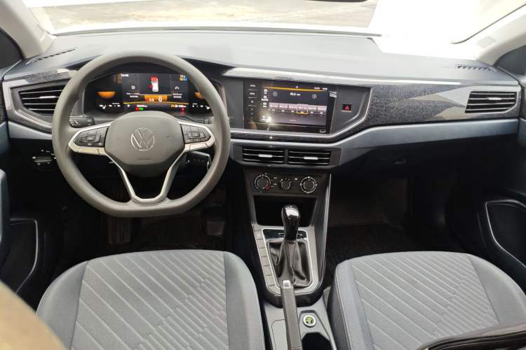 Used Volkswagen Lavida 2023 New Rui 1.5L Automatic New Yi Edition Center Console