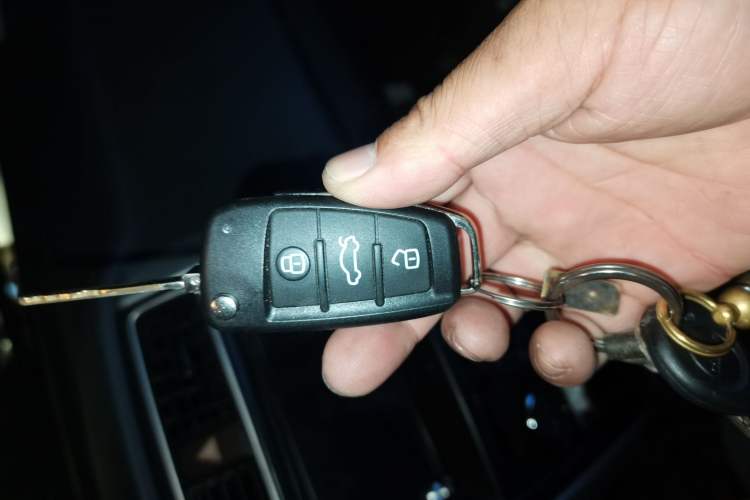 Used Suzuki Liana A6 2015 Hatchback 1.4L Manual Enjoyment Model
