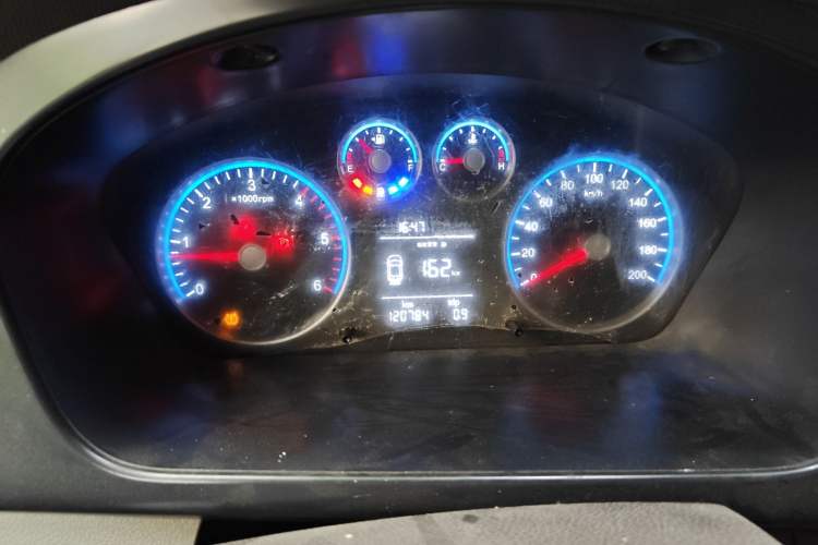 Used Foton Toano 2021 2.0T Manual Tongtu Extended-Wheelbase Mid-Roof 5/6/7-Seater 4F20TC3