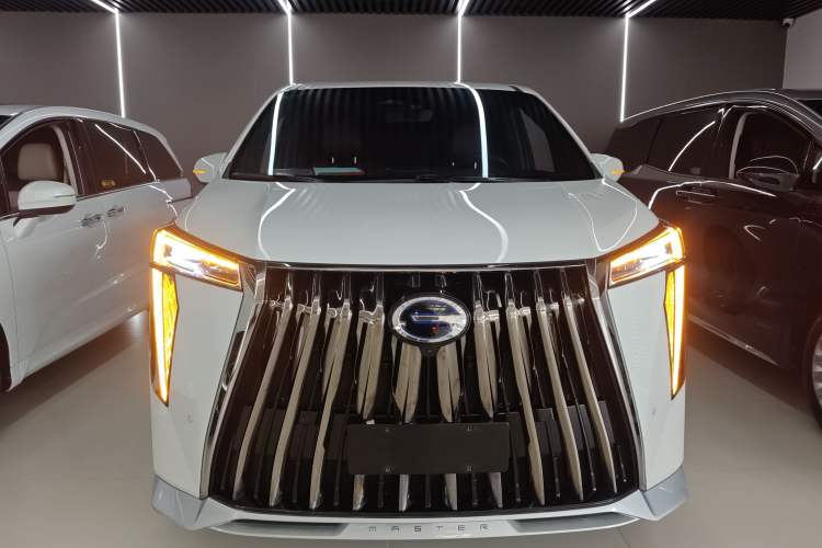 Used GAC Trumpchi M8 2023 Zongshi Series Dual-Motor Supreme Edition
