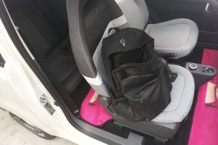 Used Wuling Hongguang MINIEV 2022 Macaron Fashion Model Lithium Iron Phosphate
