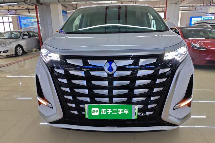 Used Denza D9 2023 DM-i 945 Business Edition