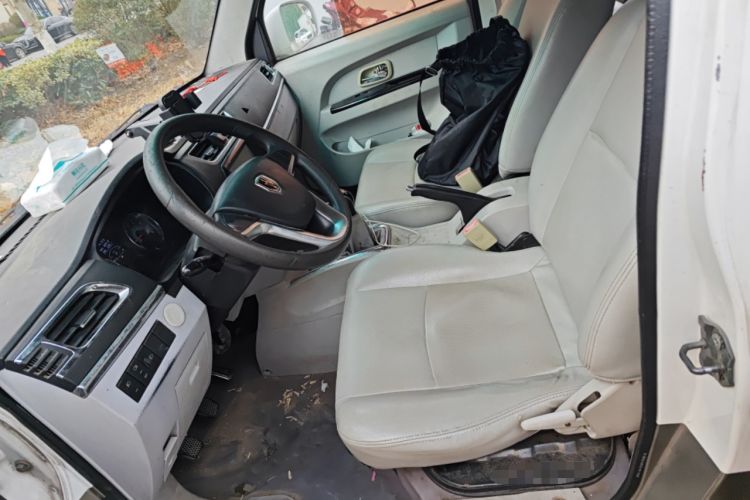 Used Jinbei Hiace X30 2016 1.3L Van Standard Edition DLCG12
