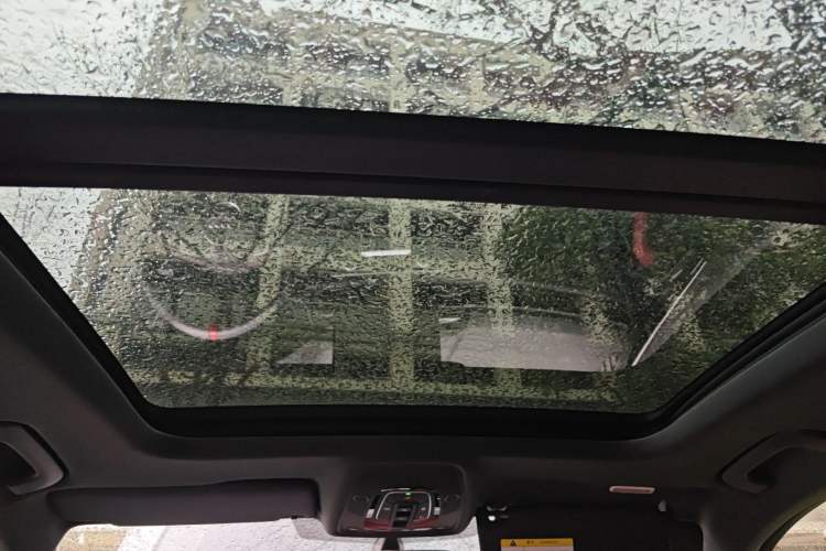 Used Audi A4L 2025 2 Million Units Enjoyment Version 40 TFSI Luxury Dynamic Edition Headliner