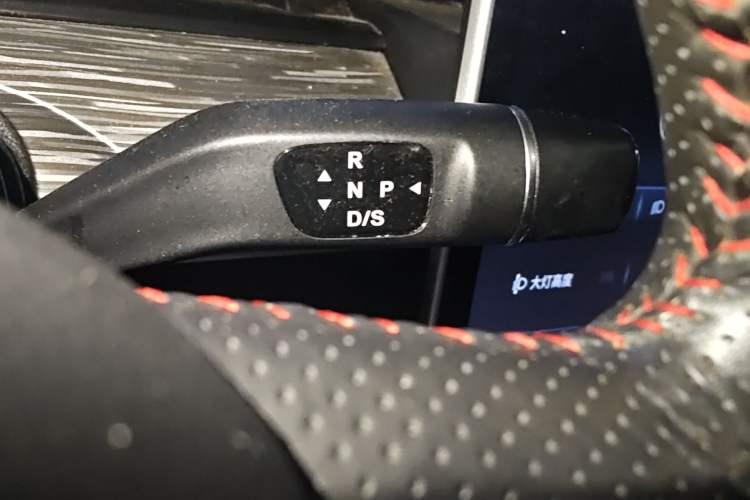 Used NETA V 2022 Chao 300 Lite Lithium Iron Phosphate