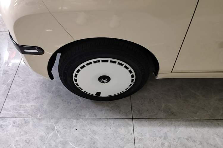 Used Chery QQ Ice Cream 2025 155km Sundae Edition