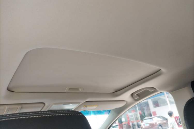 Used Honda Elysion 2016 2.4L Luxury Edition
