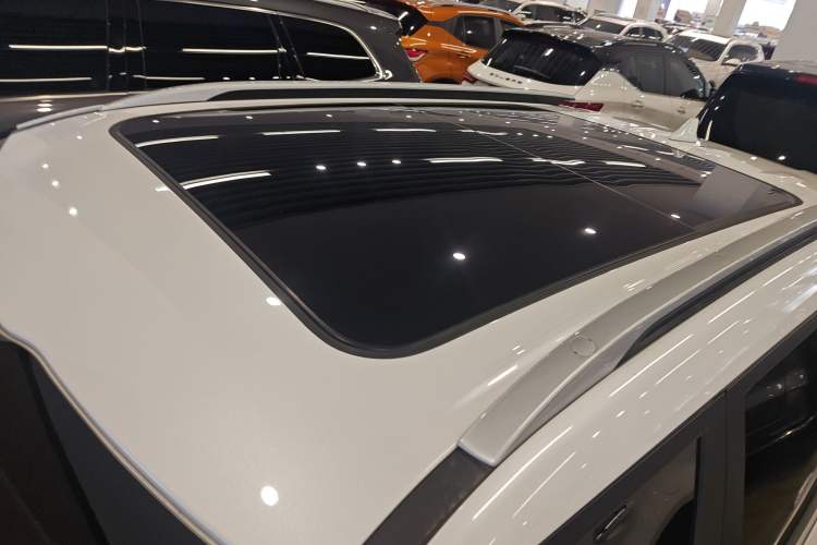 Used Kia Seltos 2023 1.5L CVT Luxury Edition
