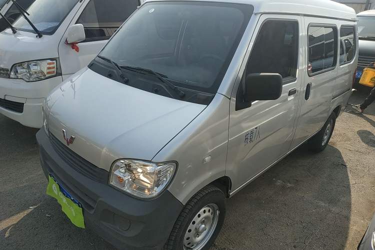 Used Wuling Zhiguang 2023 1.5L Practical Version 5/7 Seats