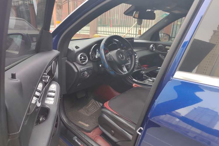 Used Mercedes-Benz GLC 2017 GLC 260 4MATIC Dynamic Edition