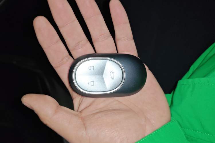 Used Nio ES6 2023 75 kWh
