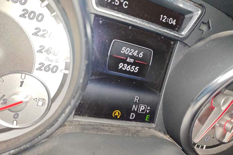 Used Mercedes-Benz GLA 2015 GLA 260 4MATIC
