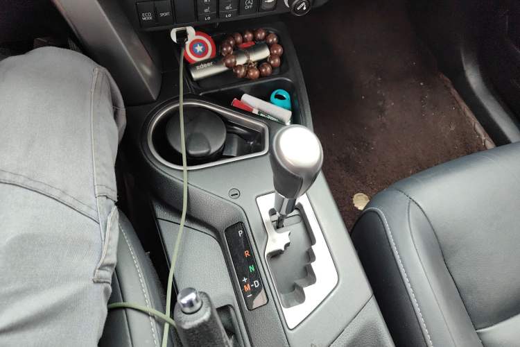 Used Toyota RAV4 2016 2.0L CVT Two-Wheel Drive Smart Edition China V Standard
