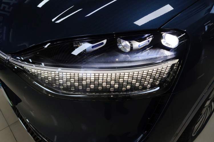 Used Hima AITO M9 2024 Range-Extended Ultra Version 42 kWh 6-Seater Model