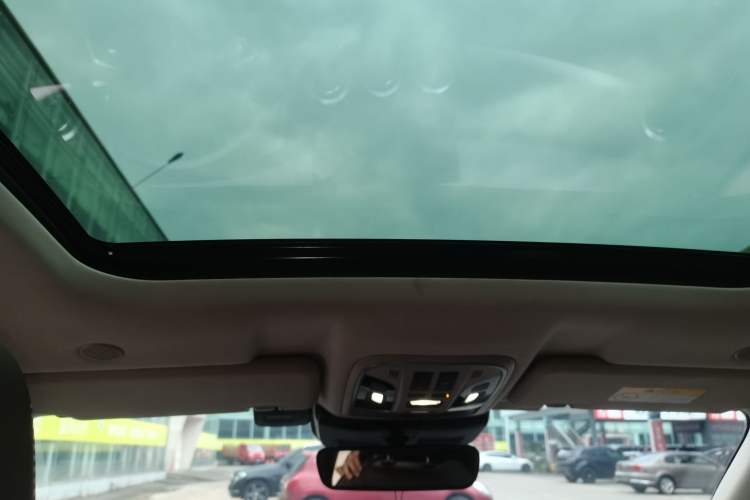 Used Wey VV6 2020 2.0T Two-Wheel Drive Smart Enjoyment+
