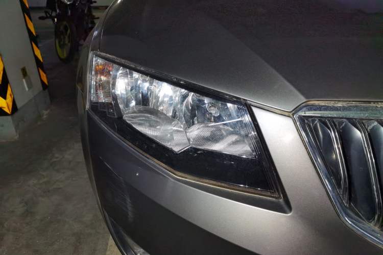 Used Skoda Octavia 2015 1.6L Automatic Eado Edition
