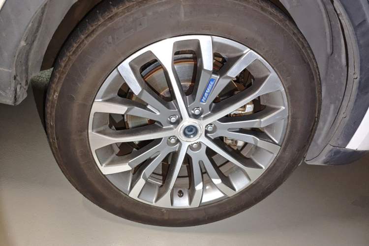 Used Haval H6 2017 Blue Label 2.0T Automatic Two-Wheel Drive Smart Edition
