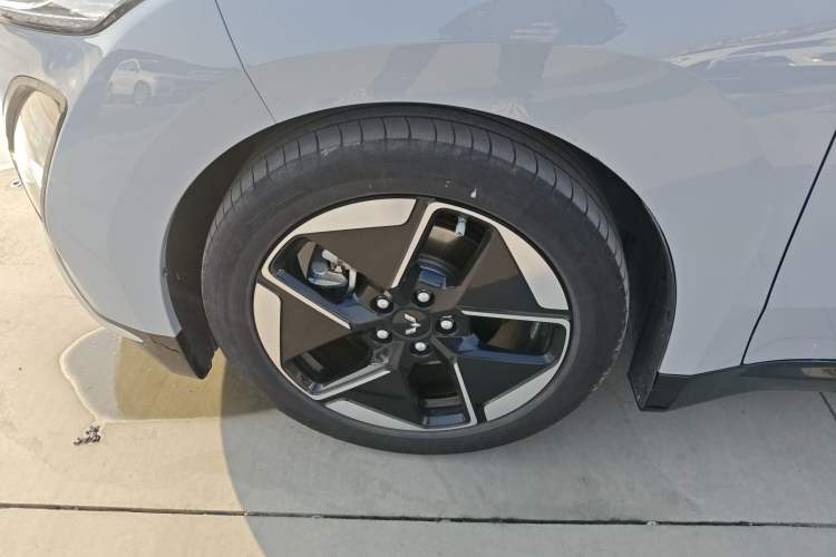 Used Wuling Xingguang 2024 Co-Creation Edition 510 Advanced Model