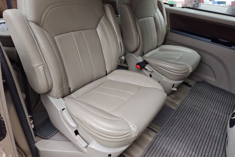 Used FORTHING Lingzhi 2018 M5L 1.6L 7-Seater Luxury Model