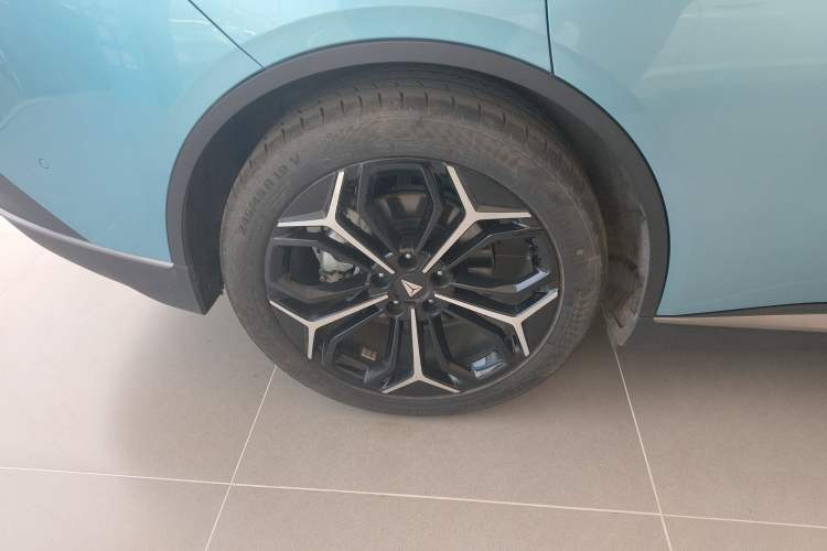 Used Deepal L07 2024 230Max Qiankun Intelligent Driving ADS SE Range-Extended Version